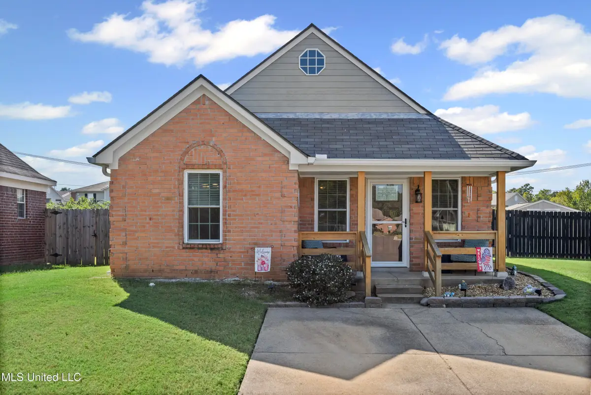 5893 Kayla Drive, Southaven, MS 38671 - Image #1