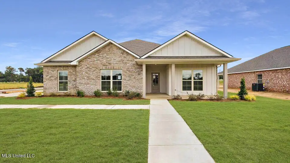 110 Horseshoe Boulevard, Clinton, MS 39056 - Image #1