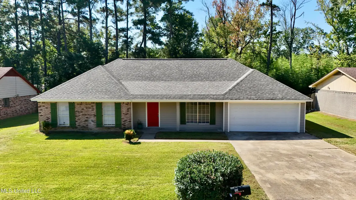 337 Woodcliff Drive, Jackson, MS 39212 - #1