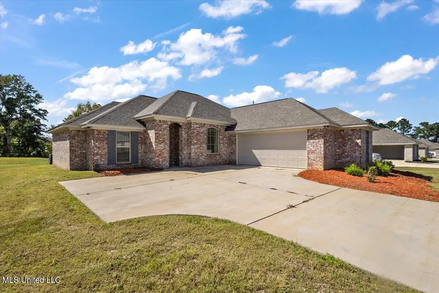 103 Brunswick Cove, Canton, MS 39046 - Image #2