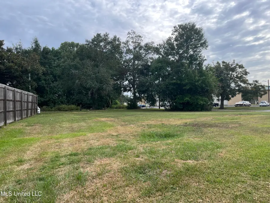 226 Russell Street, Long Beach, MS 39560 - Image #2