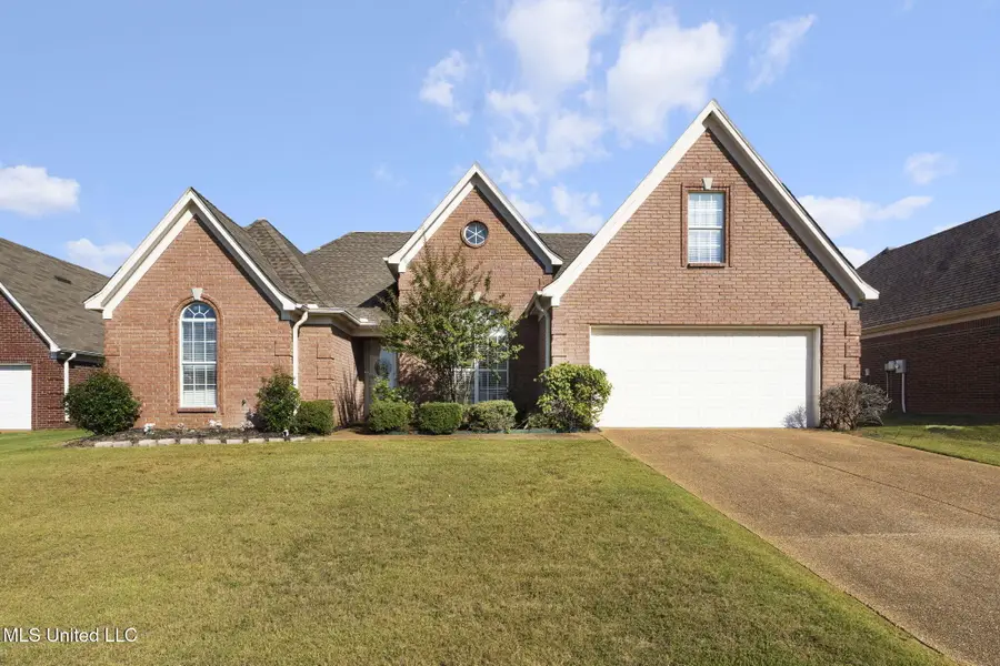 7868 Plantation Ridge Cove, Olive Branch, MS 38654 - Image #2
