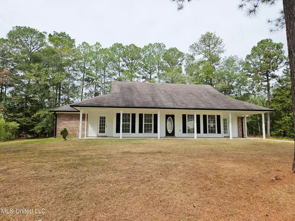 109 Stanton Hall Drive, Florence, MS 39073