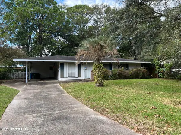 2303 Fernwood Street, Pascagoula, MS 39567