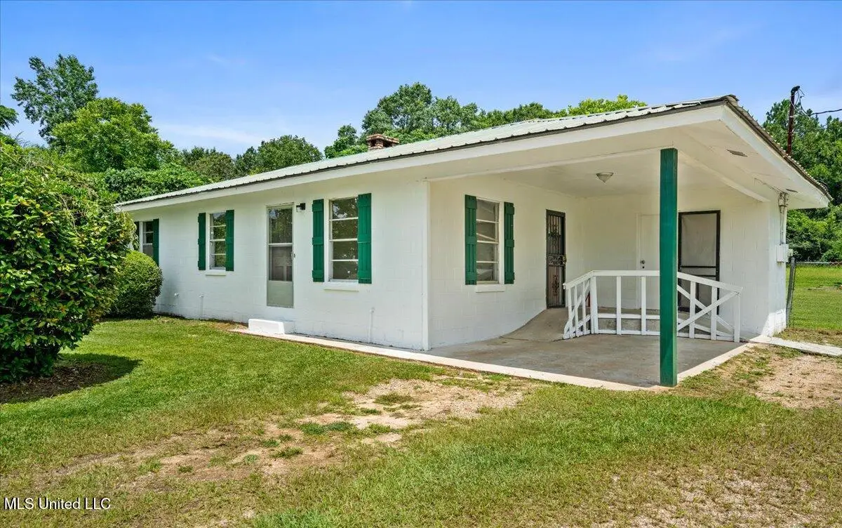 1511 Dogwood Drive, Waynesboro, MS 39367 - Image #1