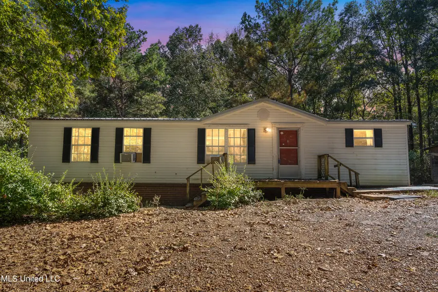 62 Carlisle Road, Sarah, MS 38665 - Image #2