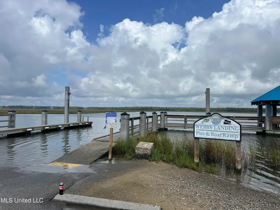 000 Margaret Street, Ocean Springs, MS 39564 - Image #3