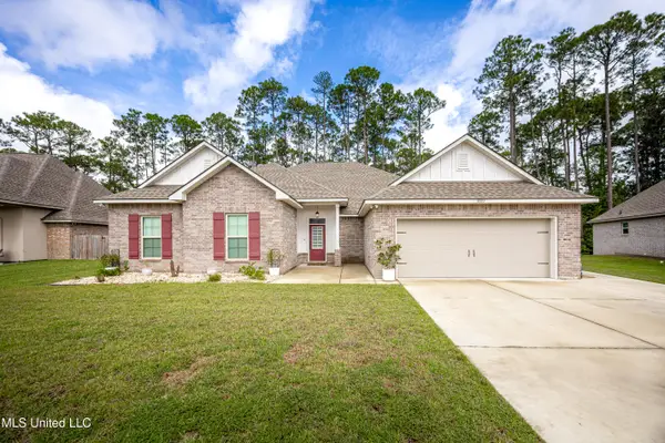 9387 Taylor Place, Ocean Springs, MS 39564