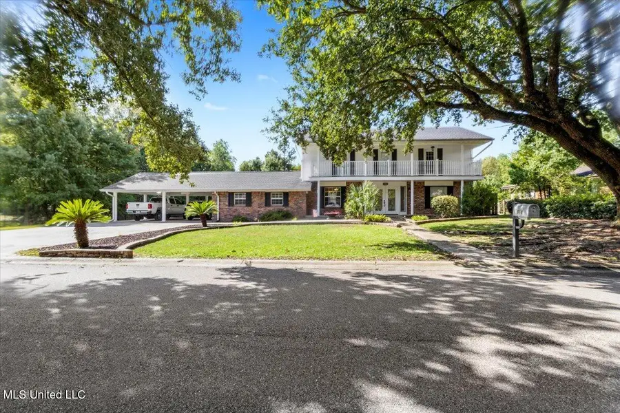 518 Sunset Drive, Bay Saint Louis, MS 39520 - Image #2