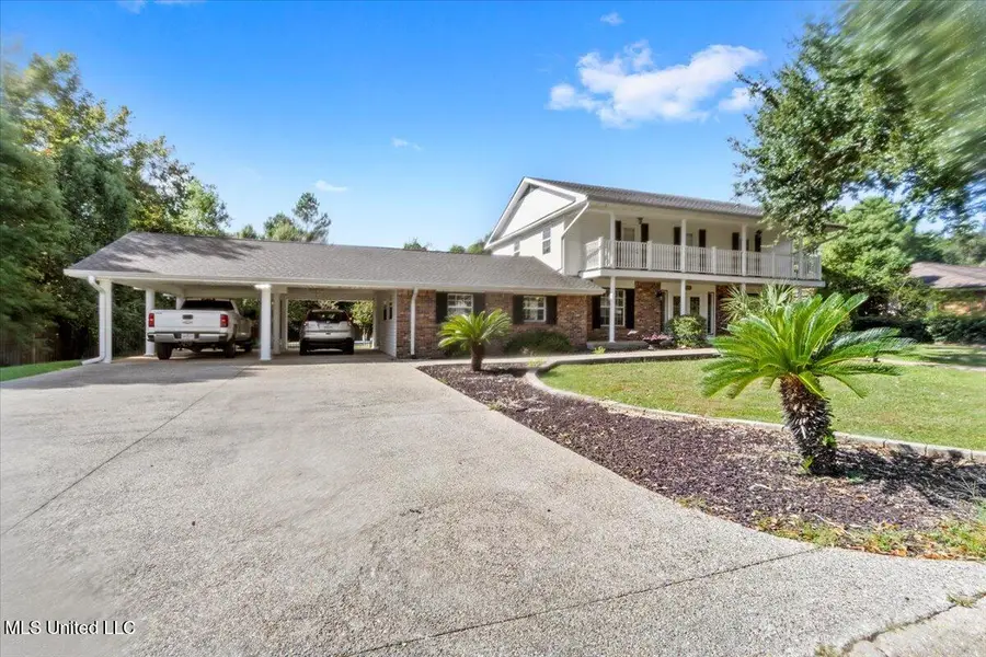 518 Sunset Drive, Bay Saint Louis, MS 39520 - Image #3