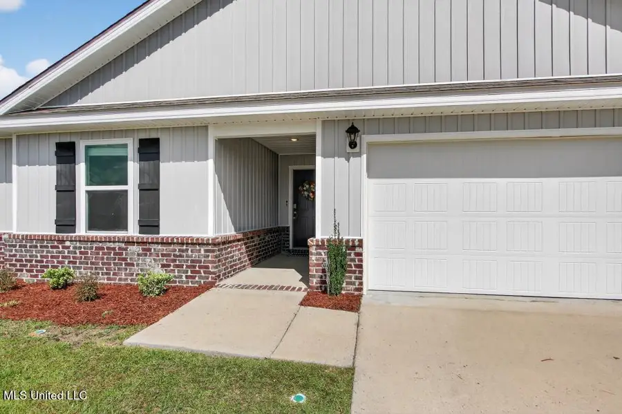 15232 Cypress Way, Biloxi, MS 39532 - Image #2