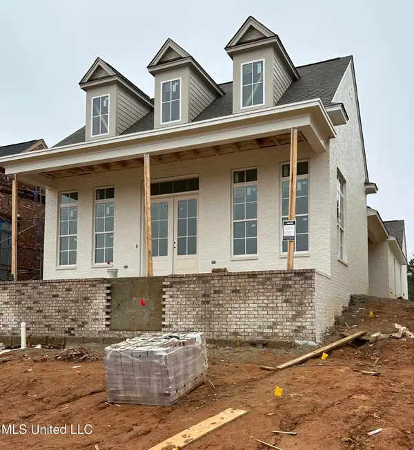 137 Water Street, Madison, MS 39110