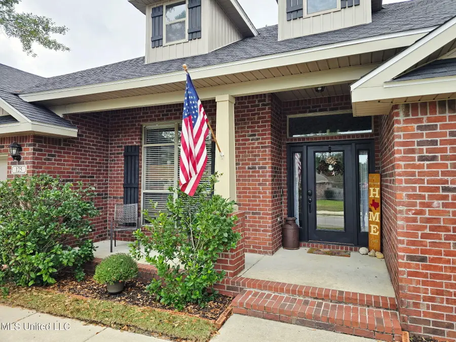 125 Brackish Place, Ocean Springs, MS 39564 - Image #2