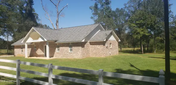 2096 N Topisaw Road, Ruth, MS 39662