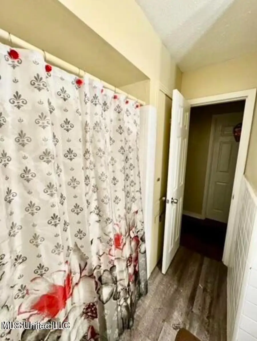 1524 Dianne Drive, Jackson, MS 39204 - Image #2