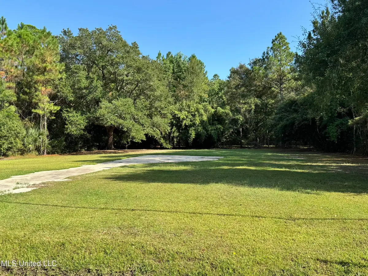 420 Livingston Drive, Pass Christian, MS 39571 - Image #1