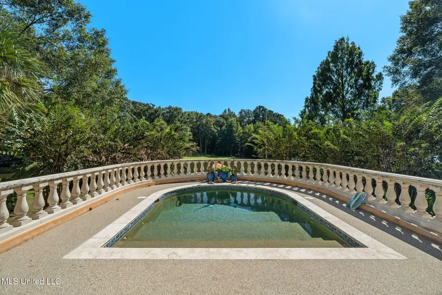 16 Chandeleur Point, Hattiesburg, MS 39402 - Image #2