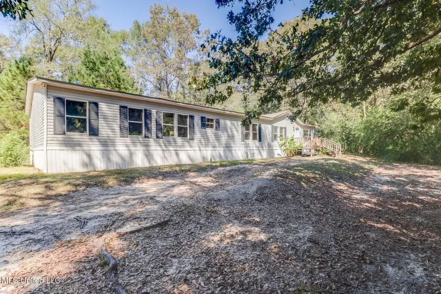 10 Jefferson Road, Wiggins, MS 39577 - Image #2
