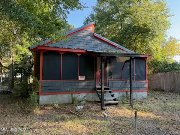 807 27th Street, Gulfport, MS 39501