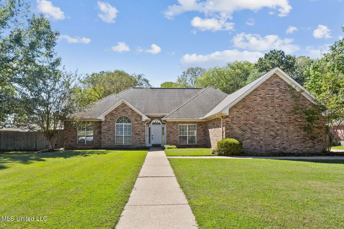 323 Woodlands Drive, Brandon, MS 39047 - Image #1