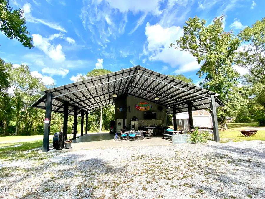 410 Grover Barett Road, Picayune, MS 39466 - Image #2