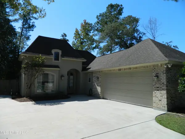 84135 Lola Drive, Diamondhead, MS 39525
