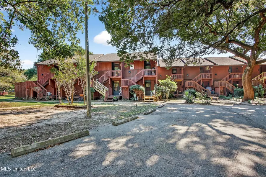 206 Lakeside Villa, Diamondhead, MS 39525 - Image #2