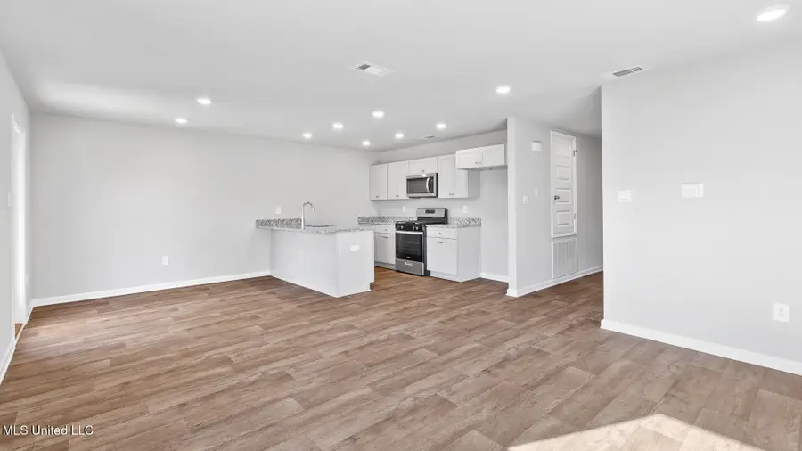 17488 E Sycamore Street, Gulfport, MS 39503 - Image #2