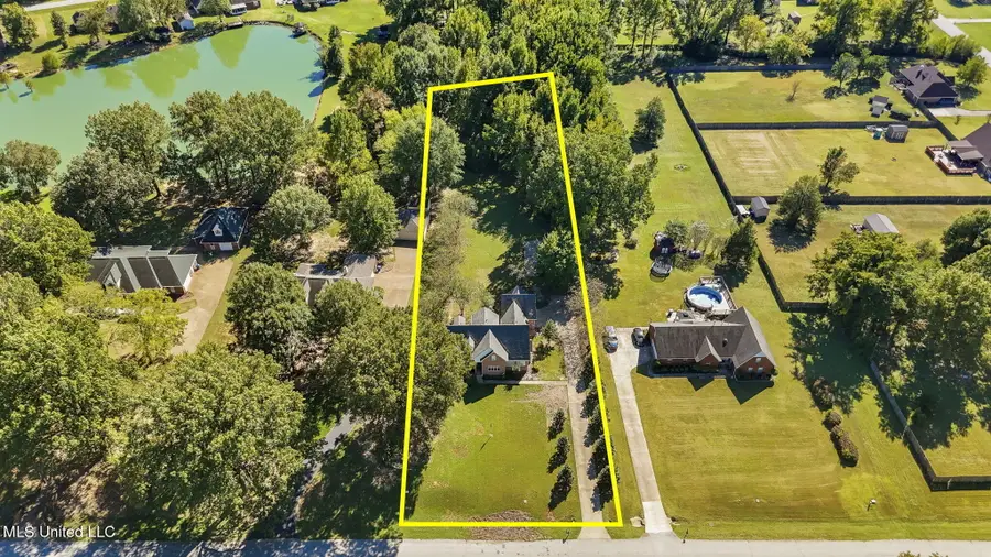 2095 Tall Tree Drive, Horn Lake, MS 38637 - Image #2