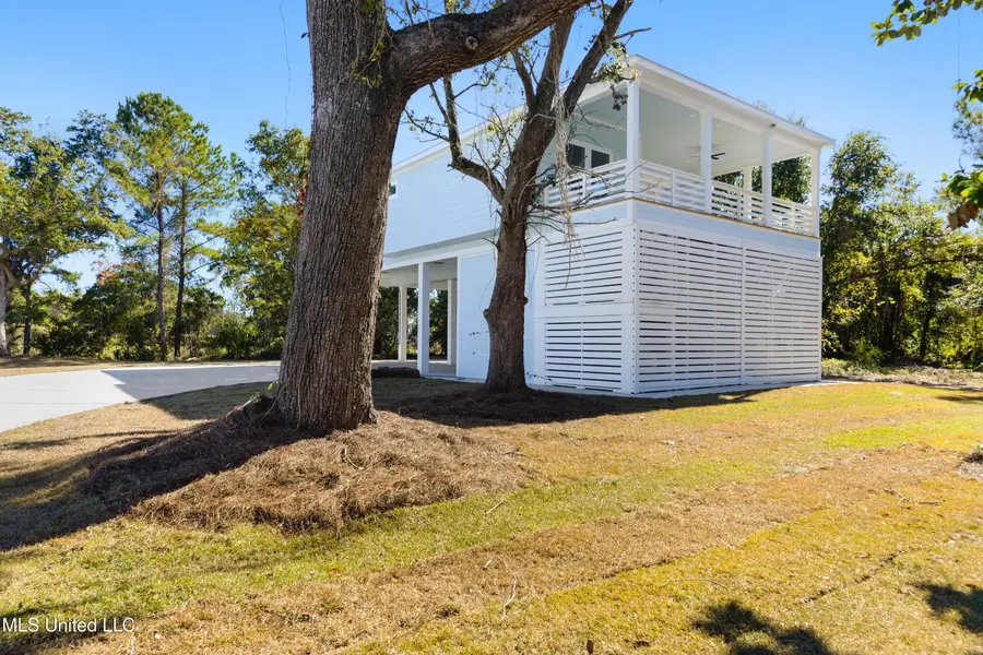 124 Holiday Drive, Pass Christian, MS 39571 - Image #3