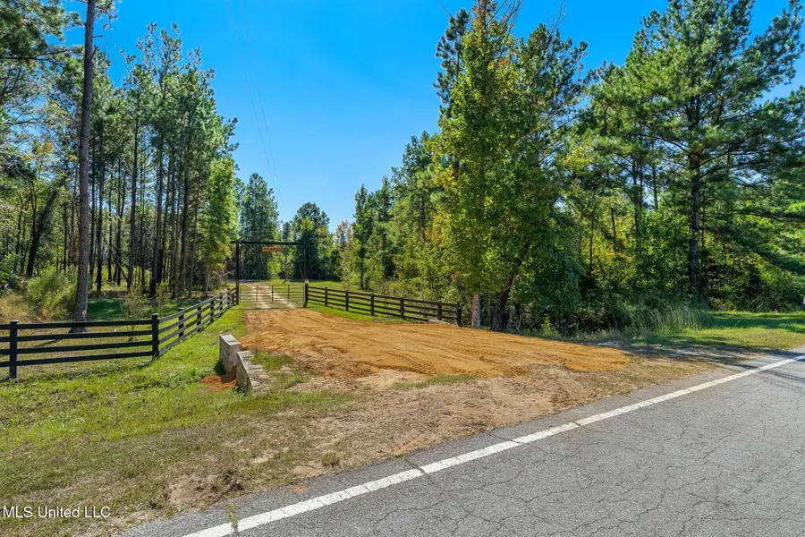 274 Game Reserve Road, Columbia, MS 39429 - Image #2