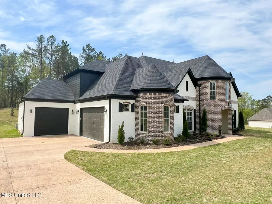 26 Honey Suckle Cove, Holly Springs, MS 38635 - Image #2