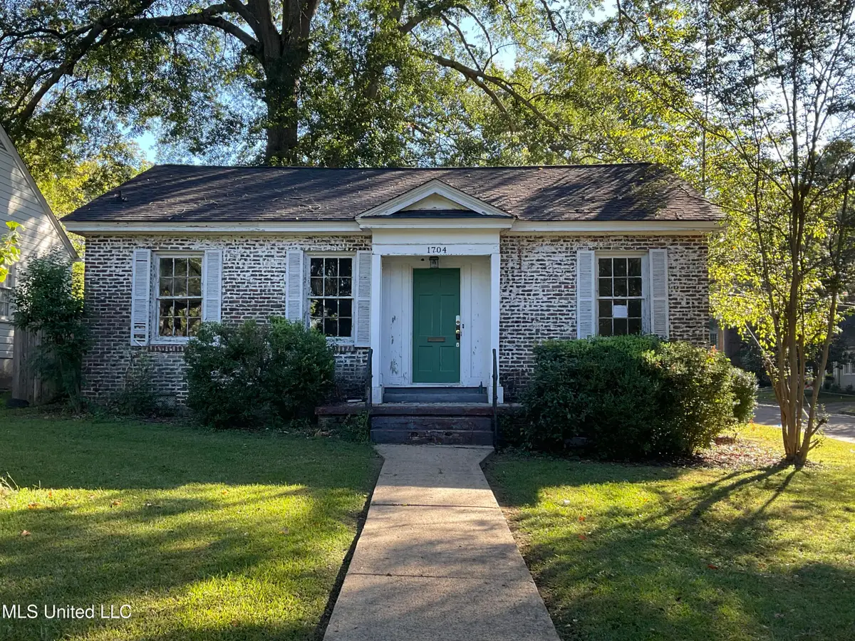 1704 Linden Place, Jackson, MS 39202 - #1