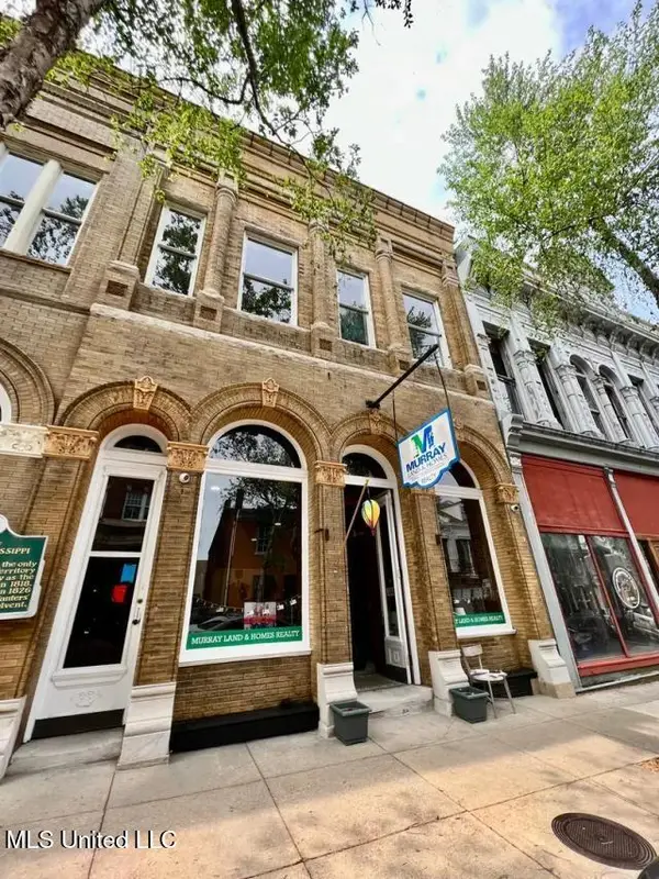 326-328 Main Street, Natchez, MS 39120