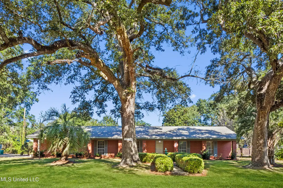 1509 E Second Street, Pass Christian, MS 39571 - #1