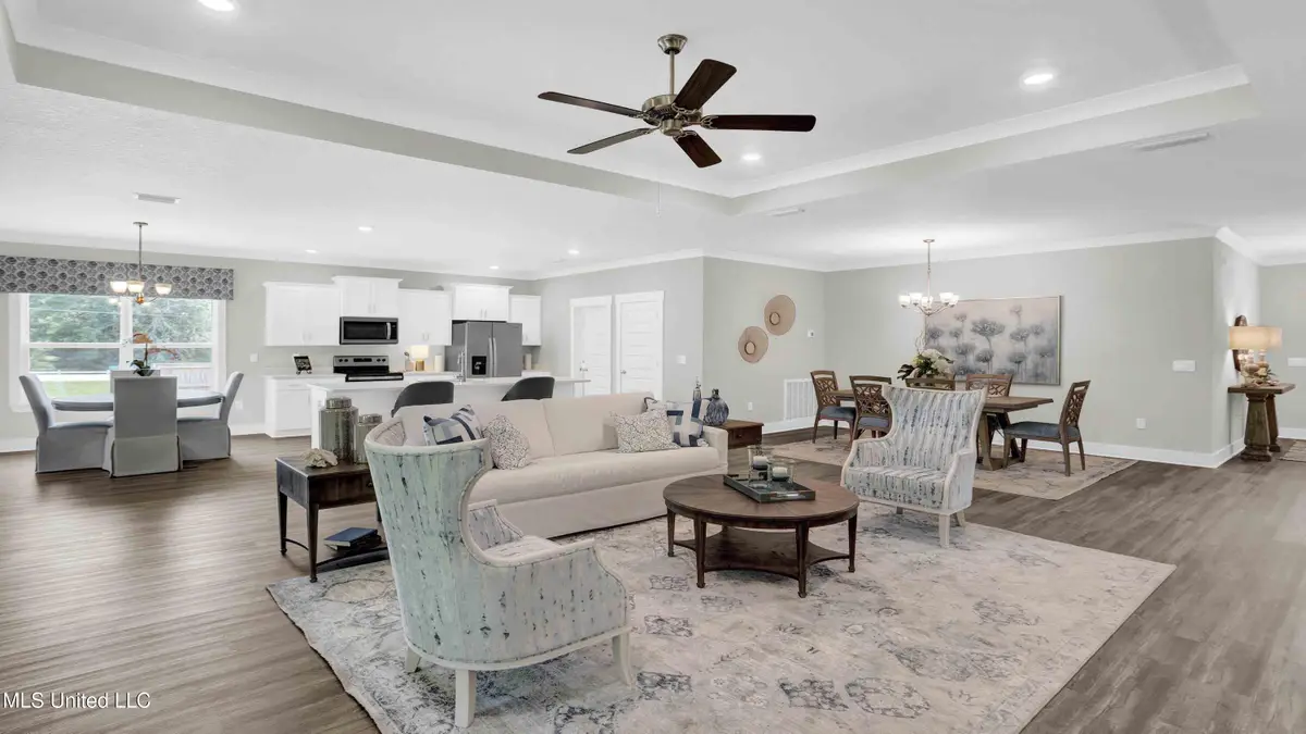 14423 S Swan Road, Gulfport, MS 39503 - Image #1