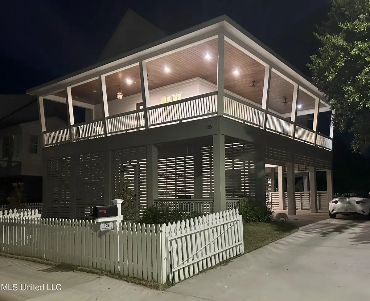 126 Henderson Avenue, Pass Christian, MS 39571 - #1