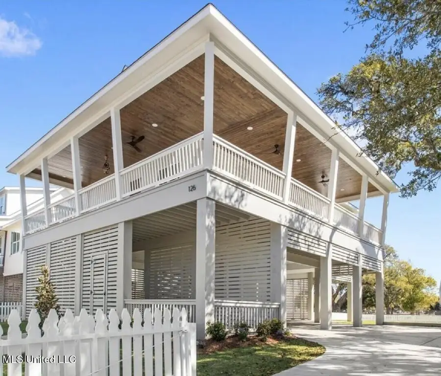126 Henderson Avenue, Pass Christian, MS 39571 - #2
