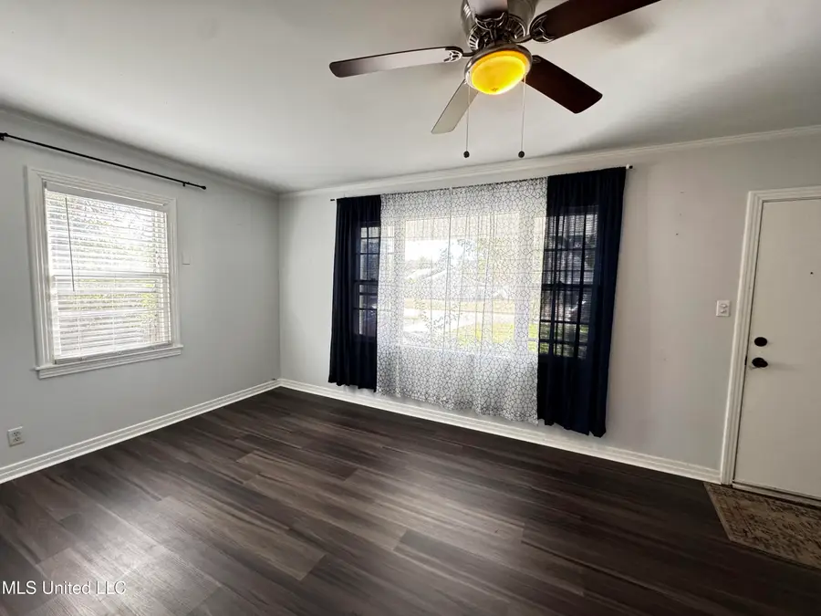 203 Brooklyn Drive, Natchez, MS 39120 - Image #2