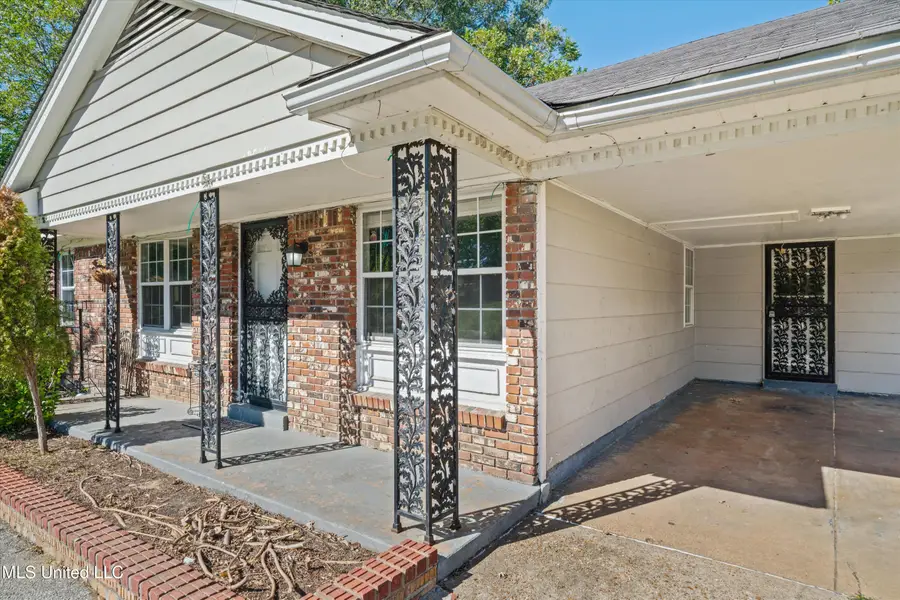 1734 Brookhaven Drive, Southaven, MS 38671 - Image #2