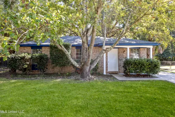 1637 Victoria Drive, Gautier, MS 39553