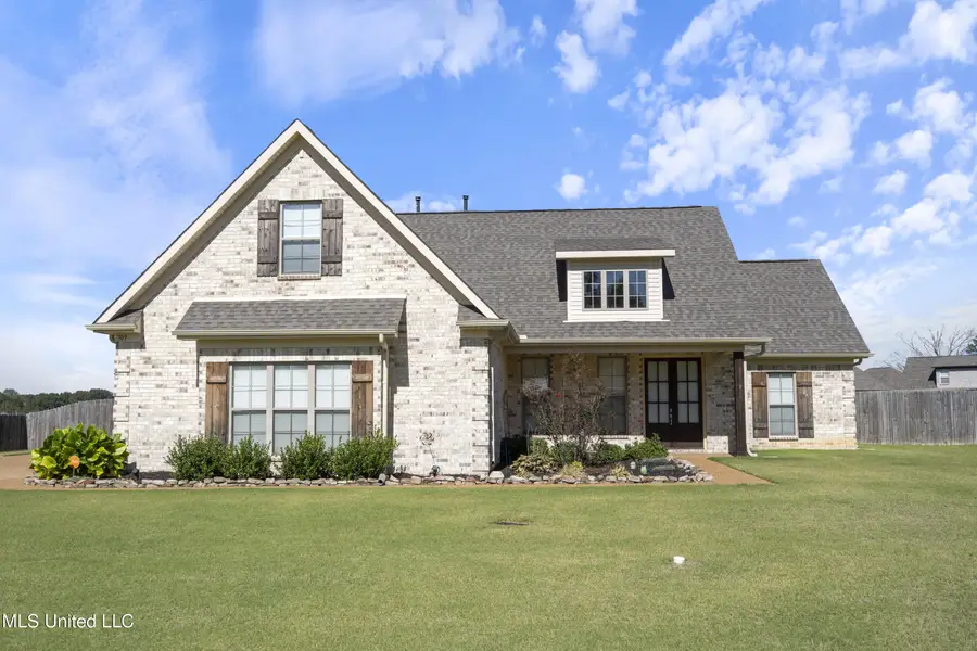 309 Garrison Drive, Senatobia, MS 38668 - Image #2