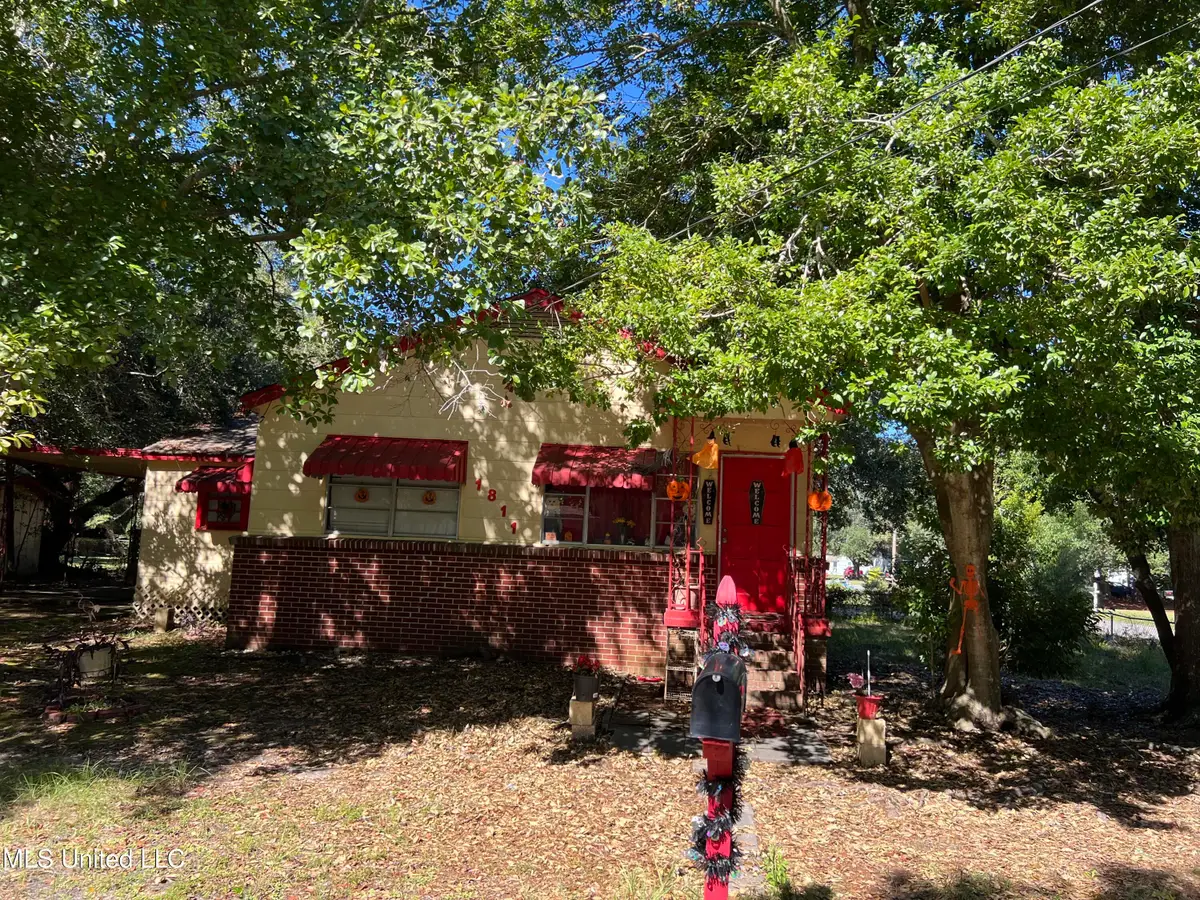 1811 Wilson Avenue, Pascagoula, MS 39567 - Image #1