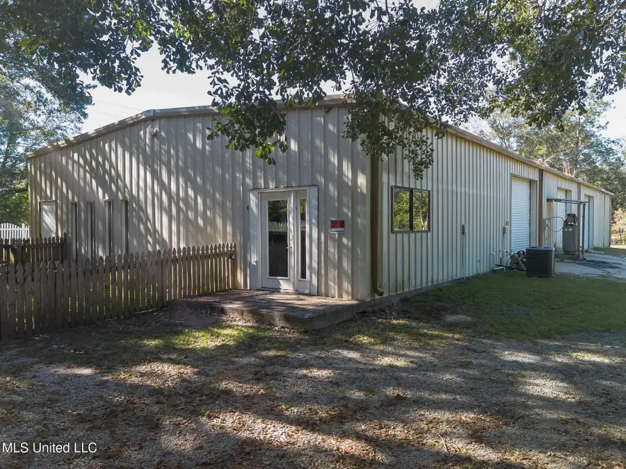 12656 Wolf River Road, Gulfport, MS 39503 - Image #2