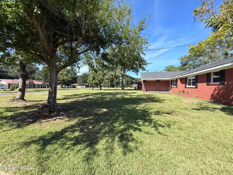 4330 Griffin Street, Moss Point, MS 39563 - Image #2