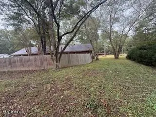 419 Broad Street, Batesville, MS 38606 - Image #2