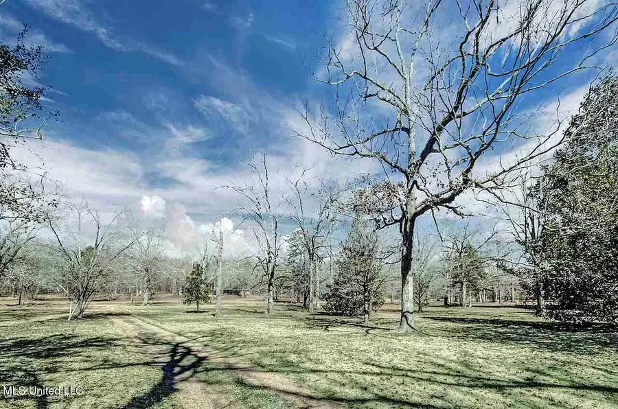 3521 Mcfarland Road, Raymond, MS 39154 - Image #2