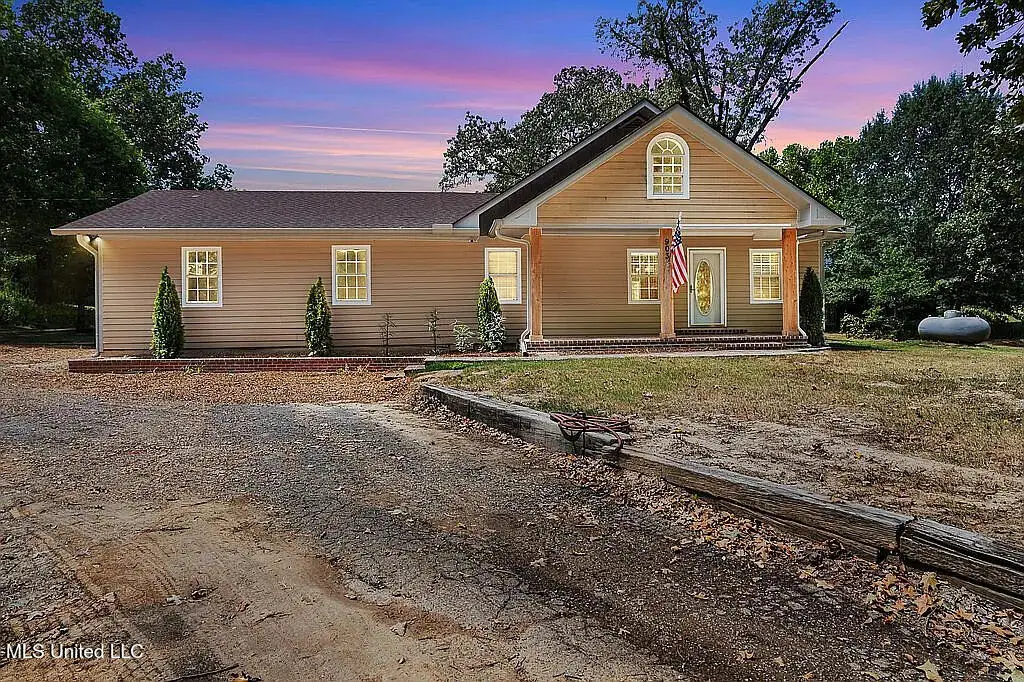 903 Shinault Road, Byhalia, MS 38611 - Image #1