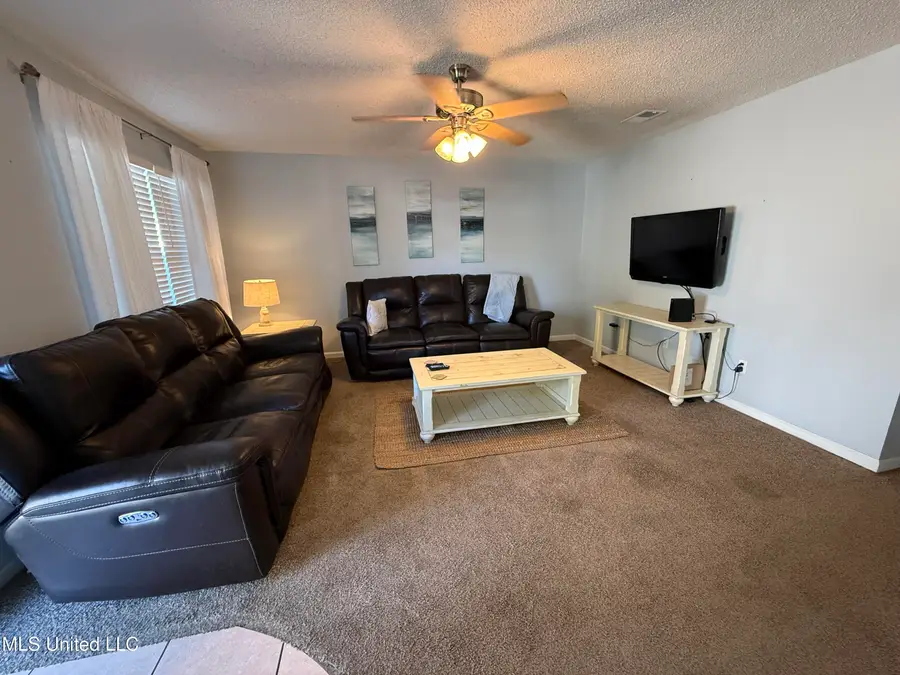 5080 Gautier Vancleave Road, Gautier, MS 39553 - Image #3