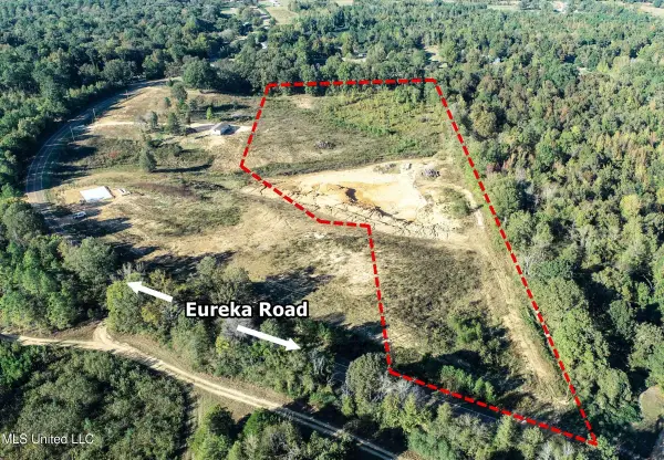 Eureka Road, Batesville, MS 38606